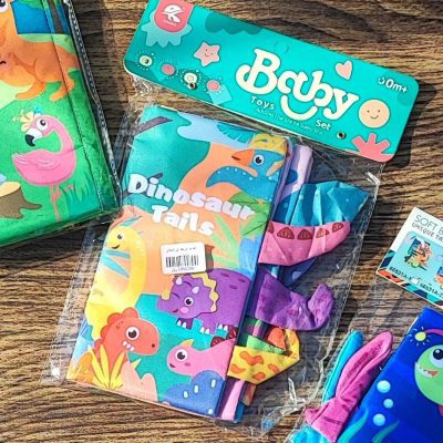 کتاب پارچه ای دمدار دایناسور