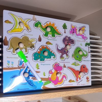 پازل پین دار پشت وایت بردی دایناسورنارنجی