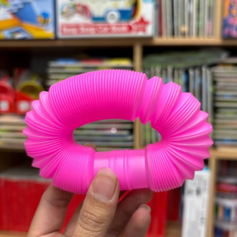 photo_2025-11-19_01-10-27 لوله حسی ساده آبی پررنگ