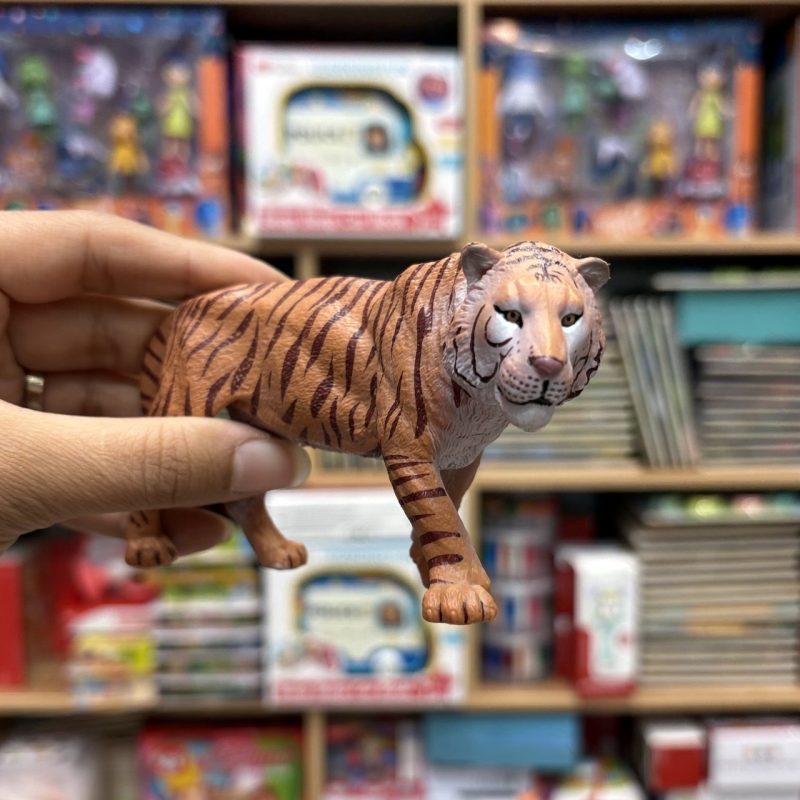 photo_56_2025-12-02_20-18-42 فیگور ببر زرد اورجینال