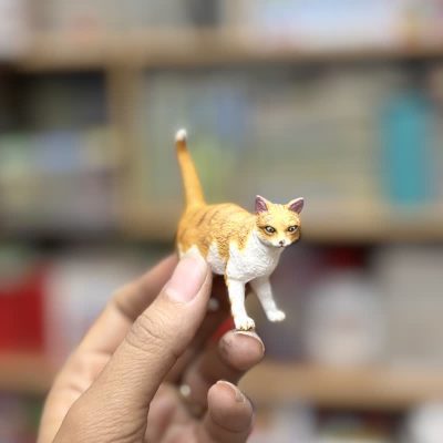 فیگور گربه زرد اورجینال کوچک