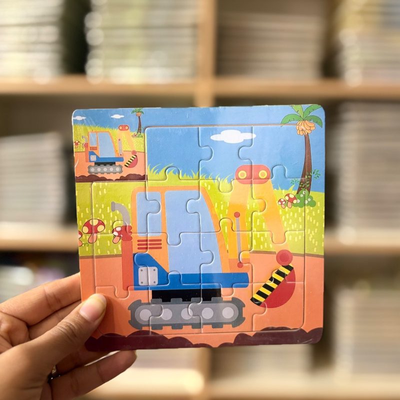 6a0f4880-bfd6-4934-b200-bc73b59f1b21 پازل 15قطعه اقتصادی لودر