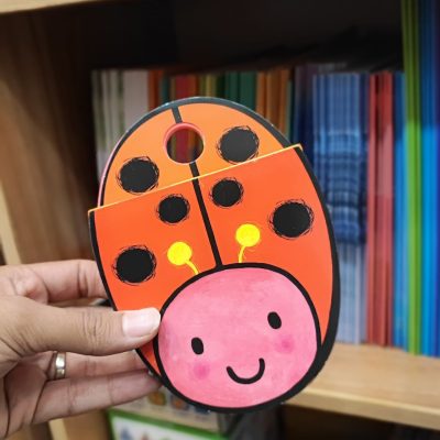 فومی کفشدوزک بافرزندان