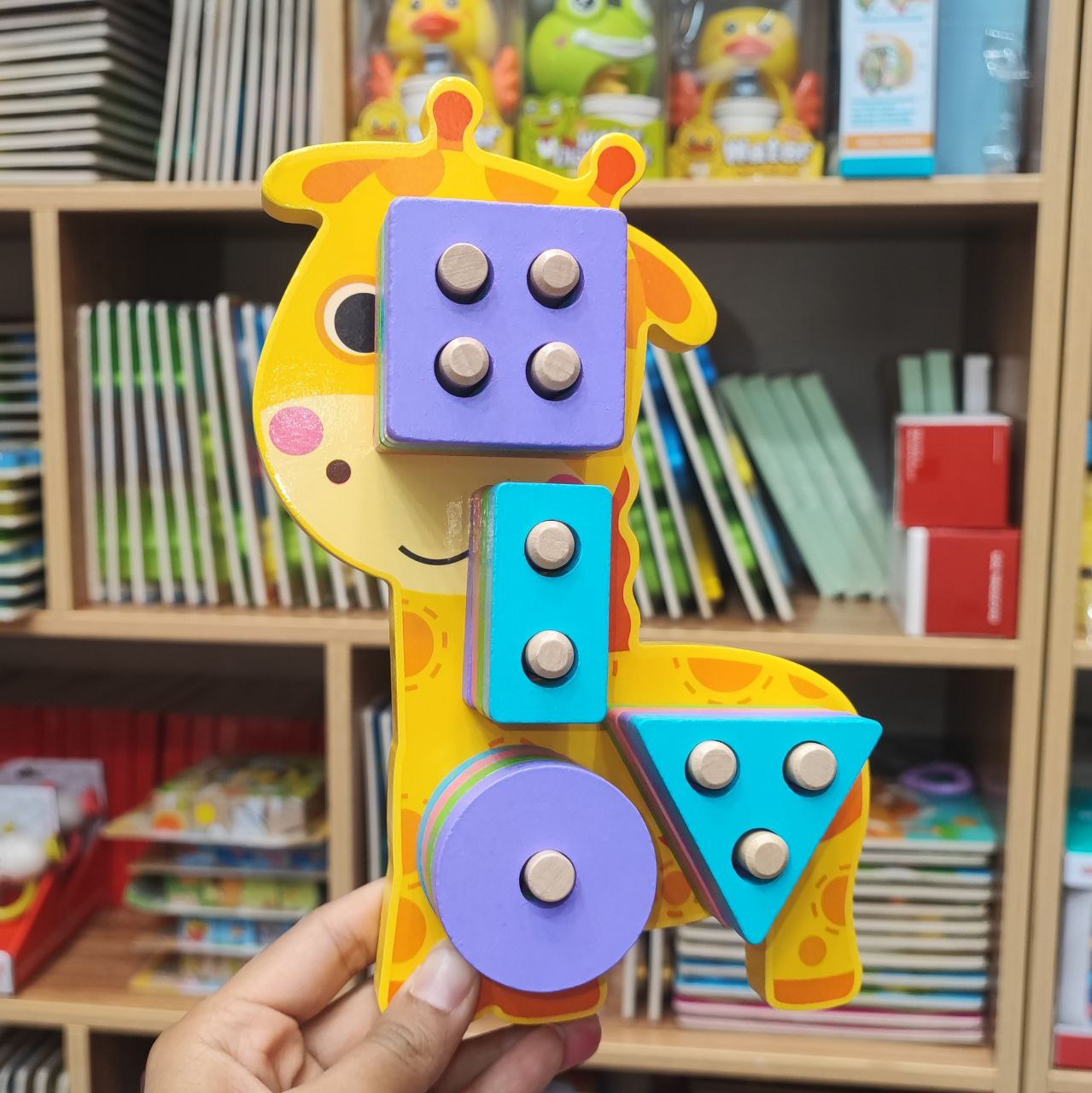 photo_2025-09-24_02-07-17 مونته سوری زرافه