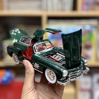 ماشین فلزی عقبکش درب بازشو موزیکال مرسدس بنز سبز